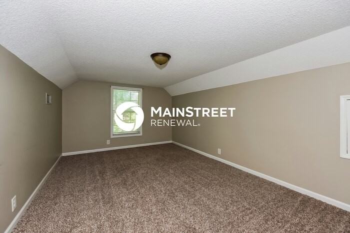 115 Elmore Ave - Photo 7 of 17