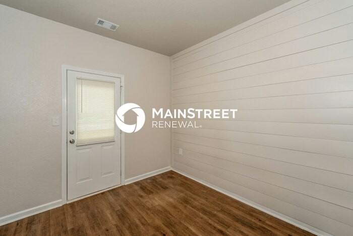 4625 Winchester Hills Way - Photo 3 of 16