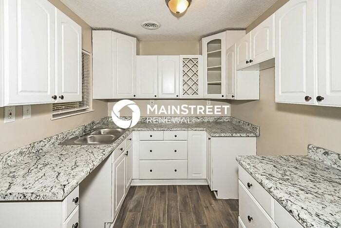 886 Valley Springs Dr - Photo 7 of 16