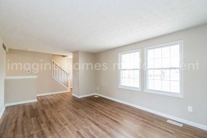 662 Hillgrove Ct - Photo 4 of 21