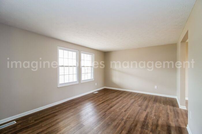 662 Hillgrove Ct - Photo 5 of 21