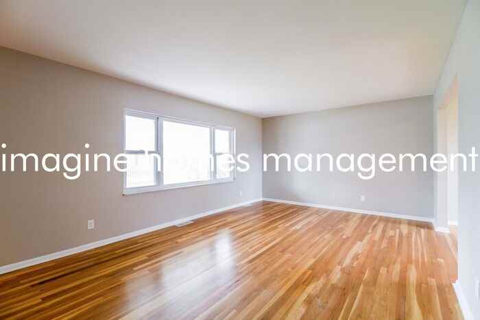 1750 Citadel Pl - Photo 4 of 23