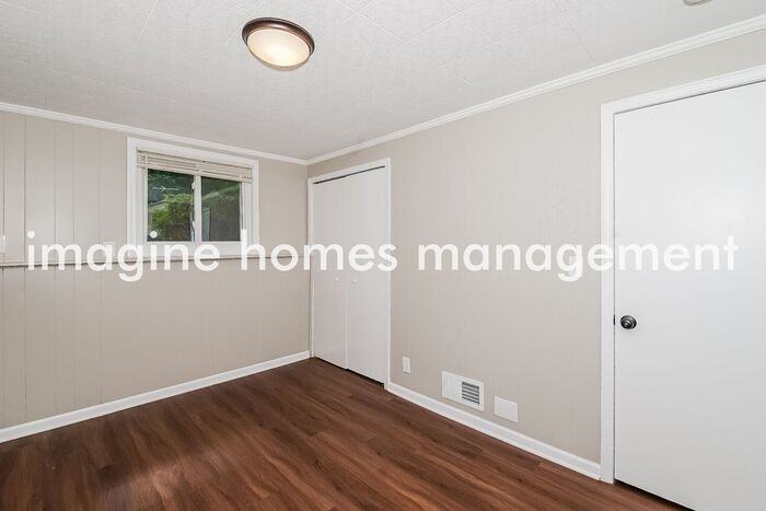 13763 Fordham Ave - Photo 7 of 17