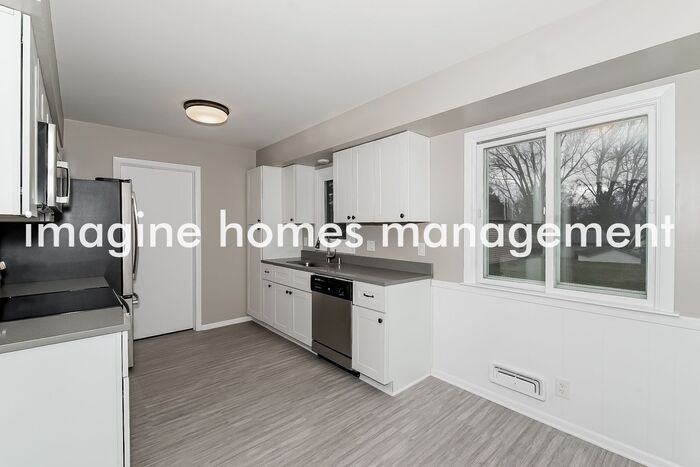 449 Walnut Ln - Photo 6 of 15