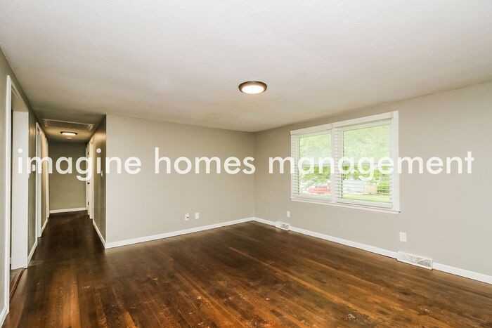 604 Nw 88th Ter - Photo 4 of 16