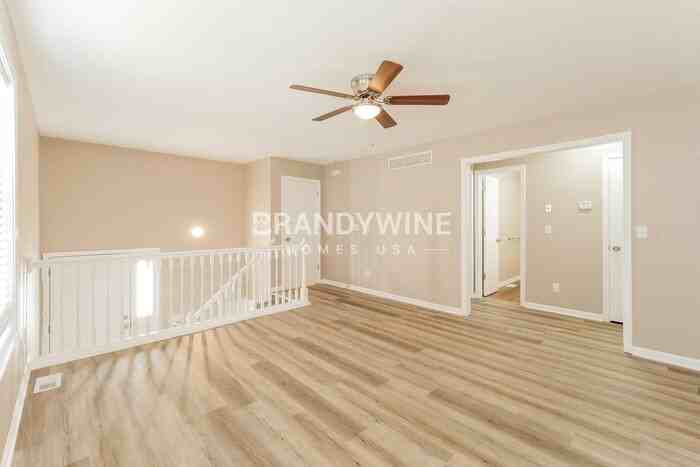 800 S Butler Dr - Photo 3 of 22