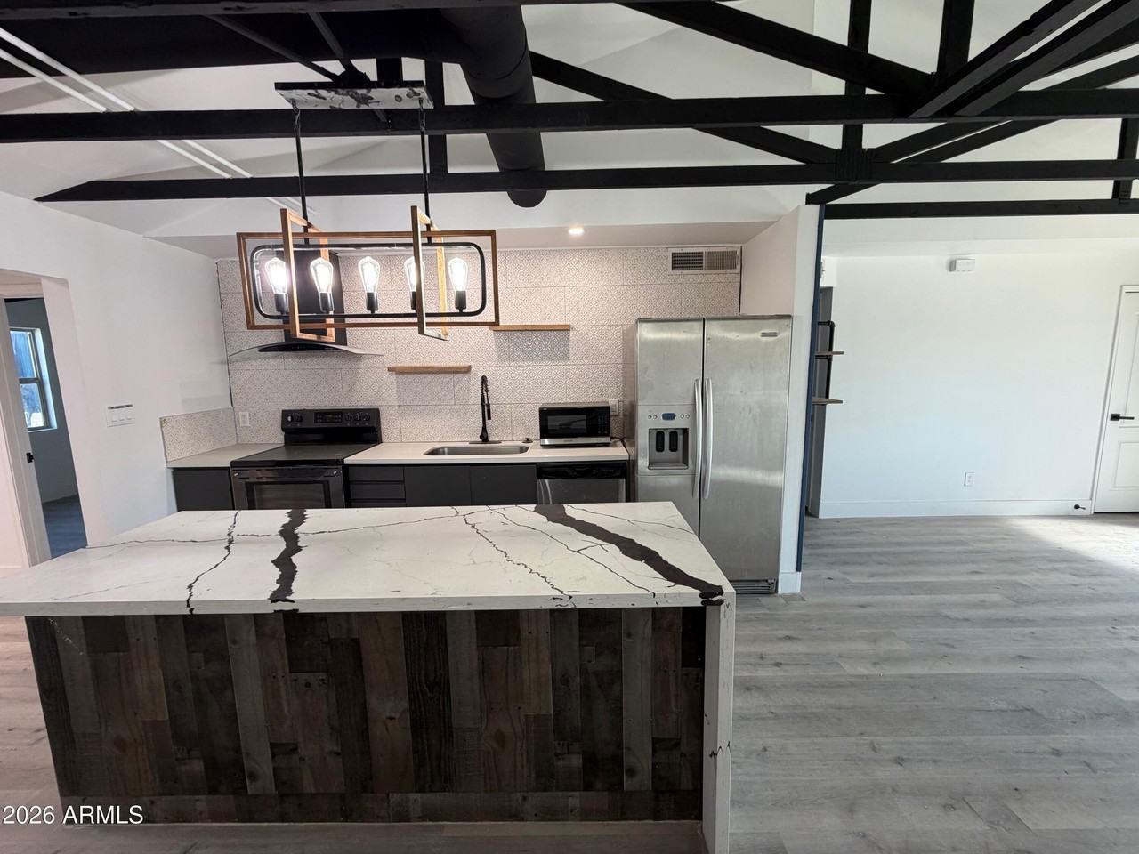 1346 E Almeria Rd - Photo 5 of 11