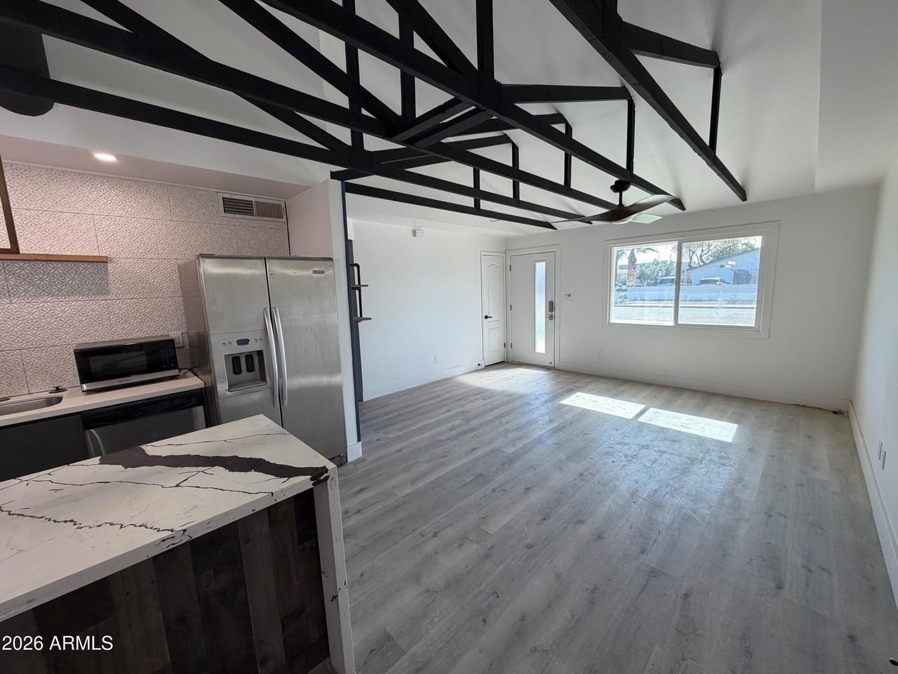 1346 E Almeria Rd - Photo 6 of 11