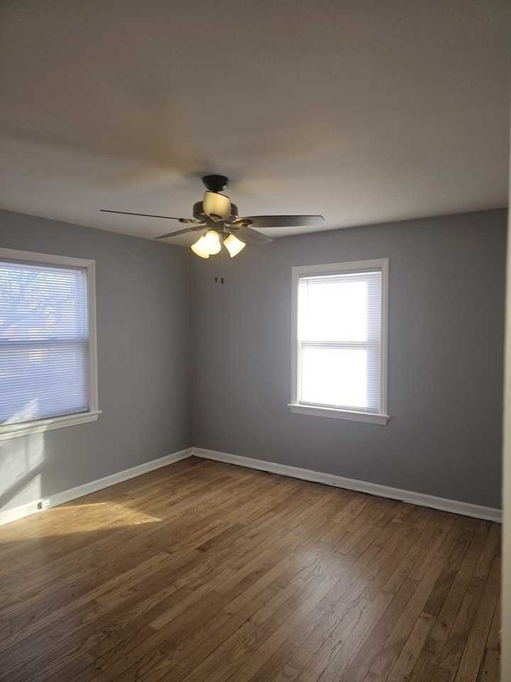 7630 S Jeffery Blvd #2 - Photo 5 of 10