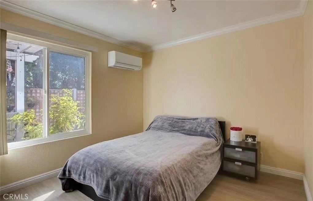 38 Fallbrook - Photo 4 of 11