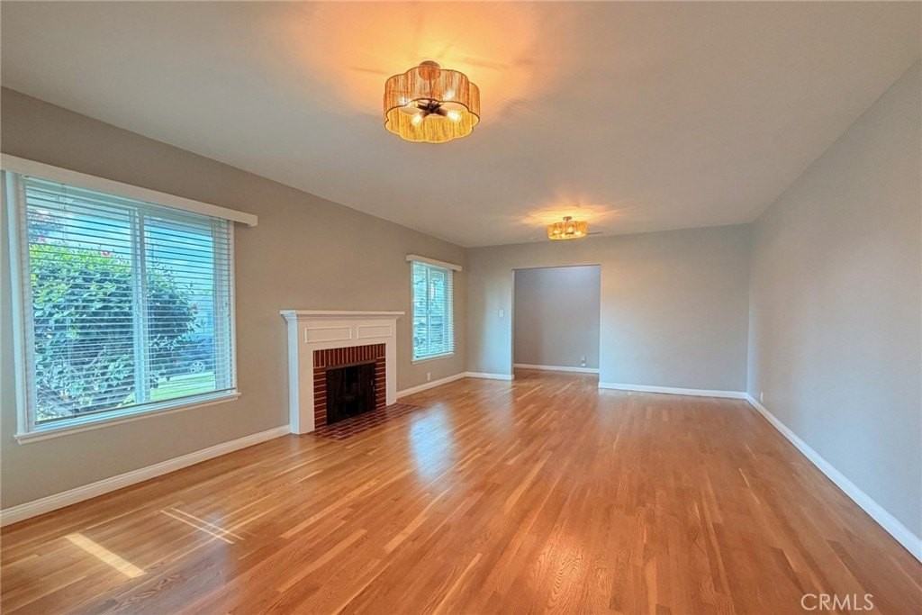 1505 N Rosewood Ave - Photo 7 of 36