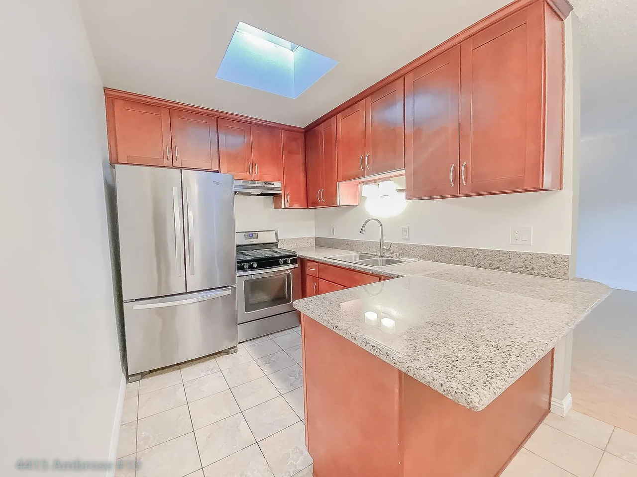 Ambrose Ave 4415 - Photo 3 of 13