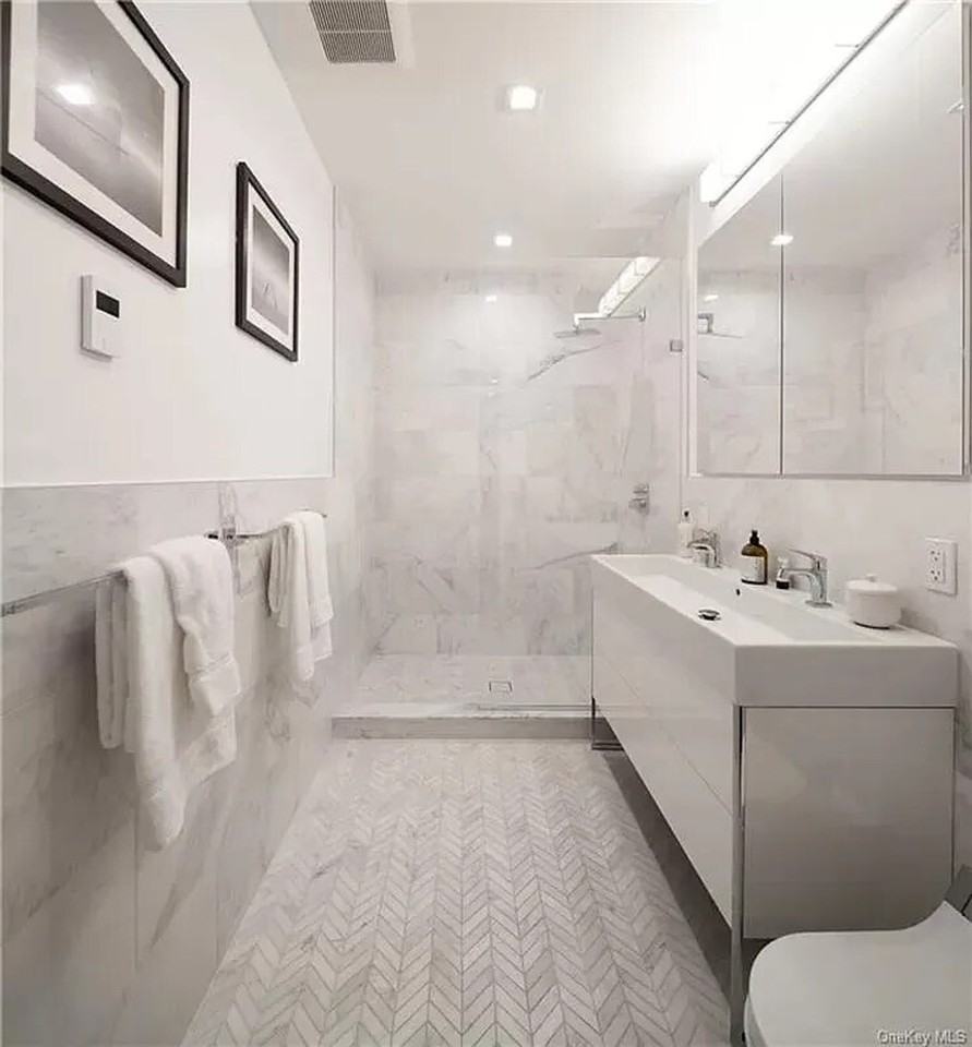 543 3rd Ave #1058845P - Photo 6 of 12