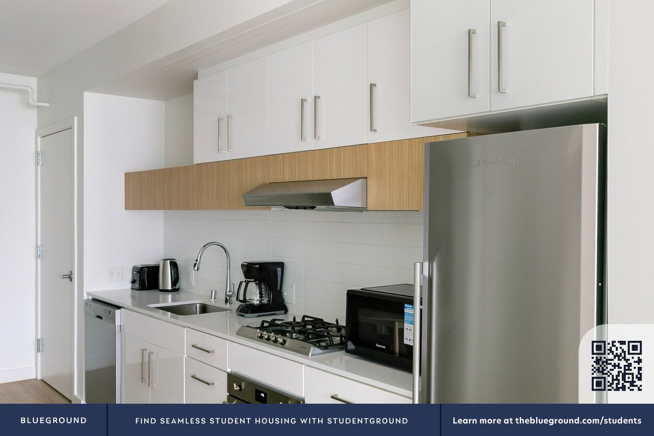 1395 22nd St #2098 - Photo 6 of 45