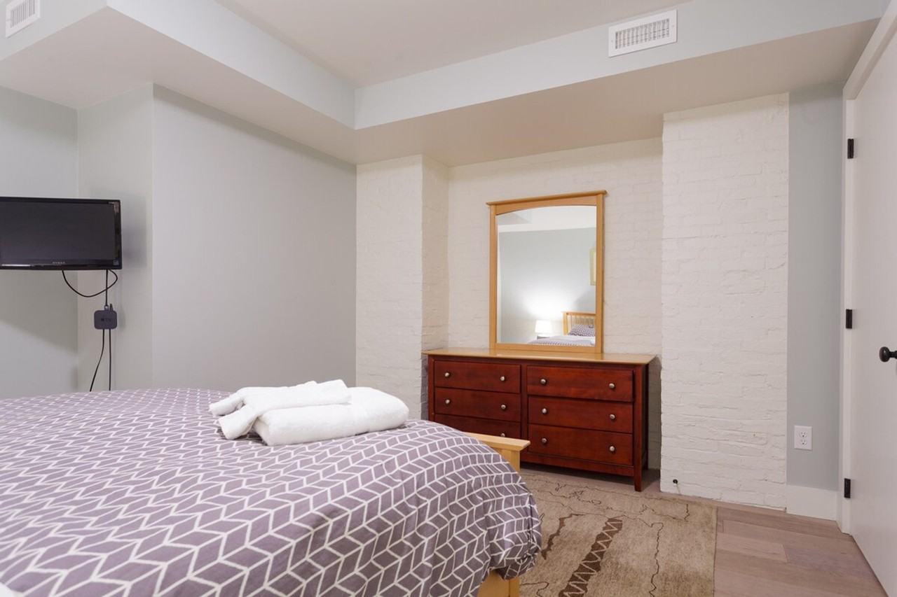 5 Park Ln #1364235P - Photo 7 of 26