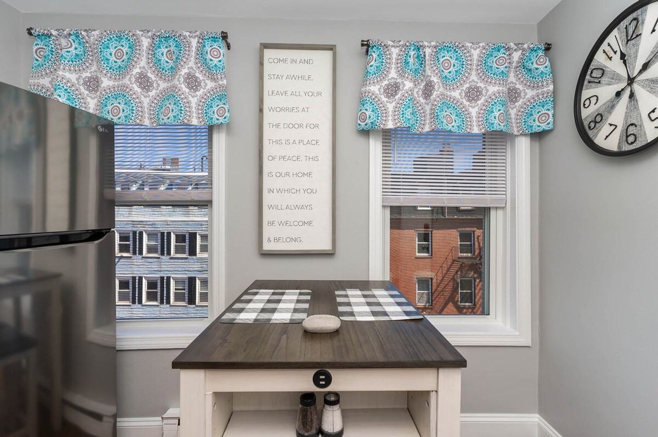 25 Clark St #1364255P - Photo 5 of 11