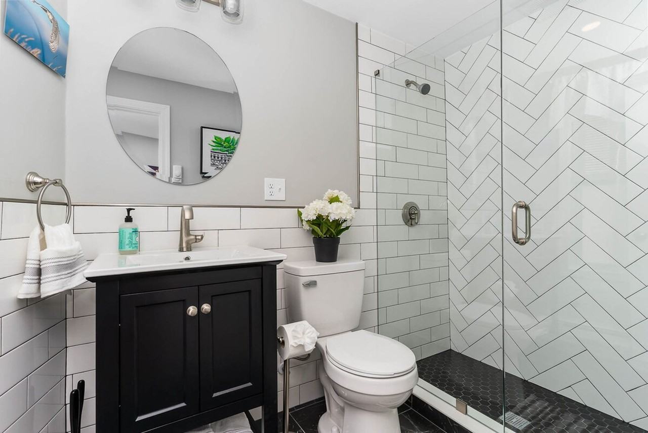 25 Clark St #1364255P - Photo 2 of 11