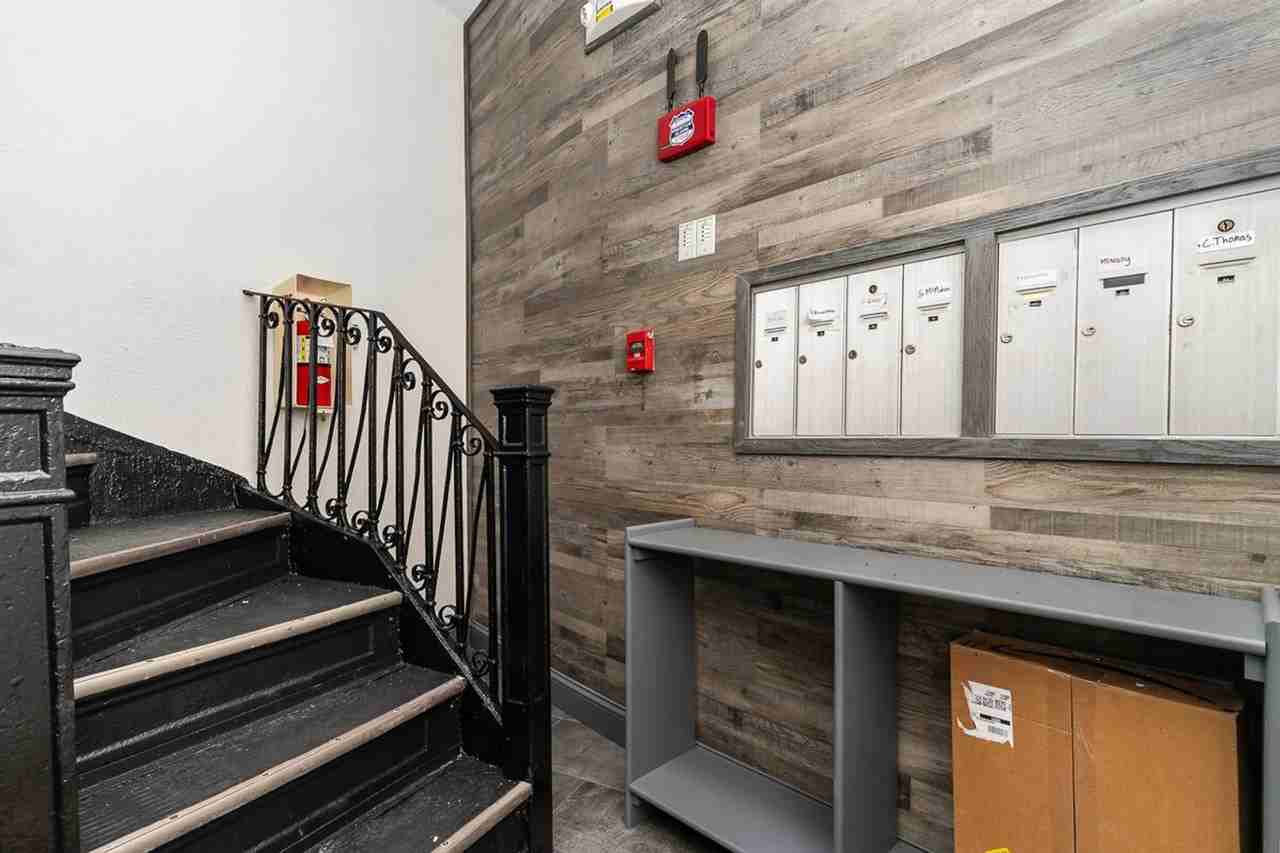 25 Clark St #1364255P - Photo 7 of 11