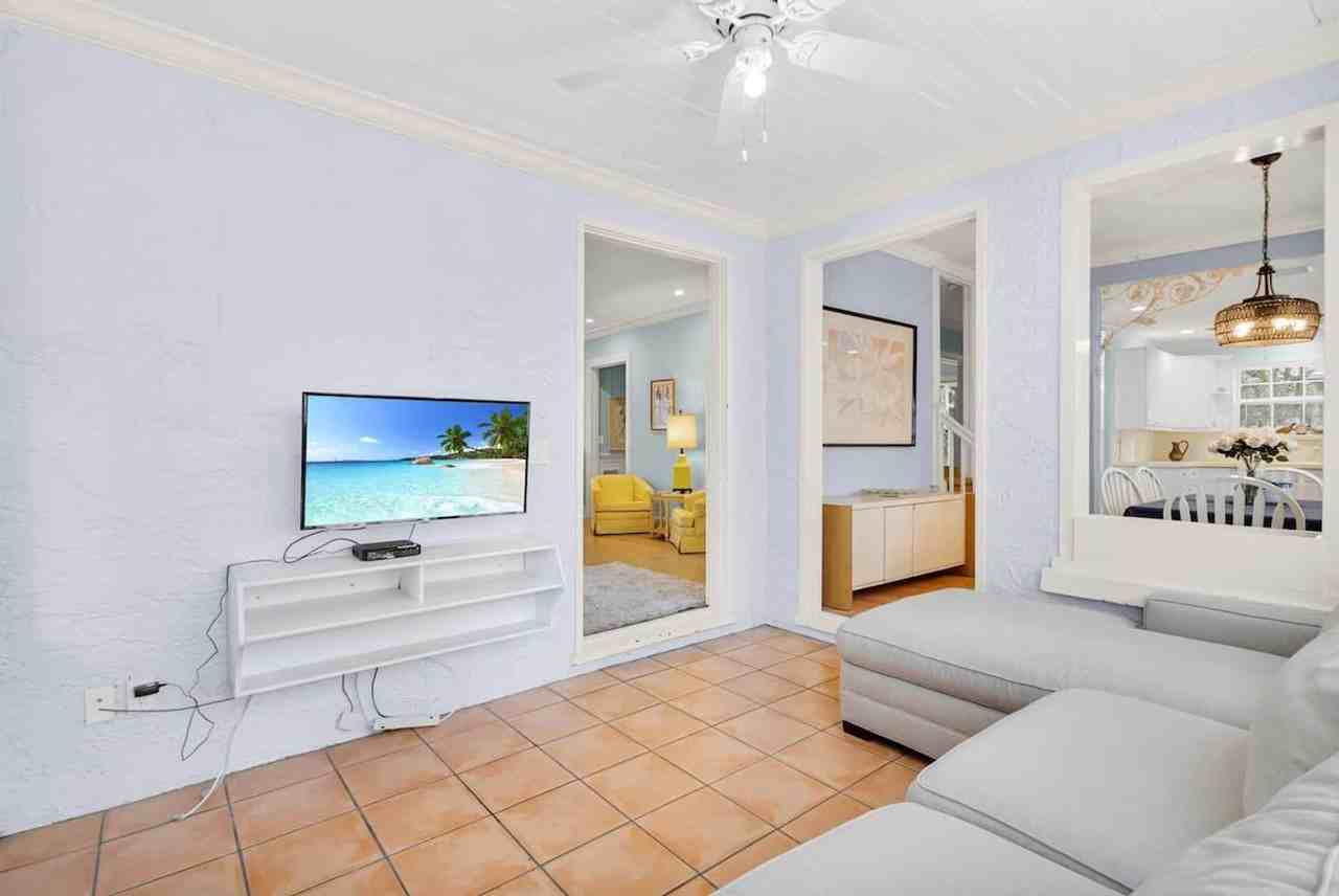 2901 Spruce Ave #1438901P - Photo 3 of 50