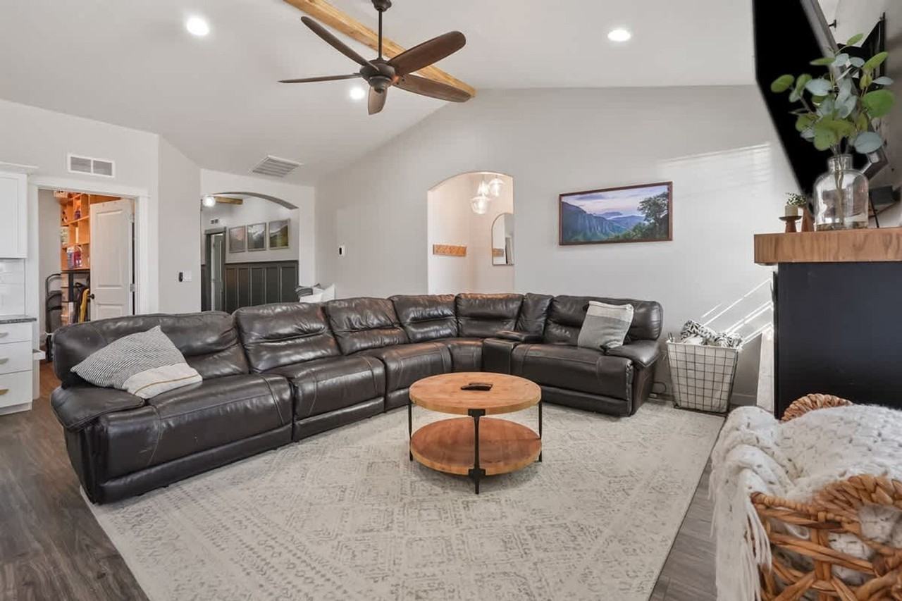 304 Cliff Swallow Avenue - Photo 3 of 50