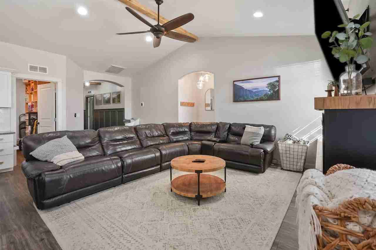 304 Cliff Swallow Avenue - Photo 3 of 44