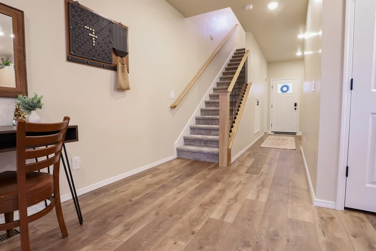 609 North Kimball Avenue - Photo 7 of 36