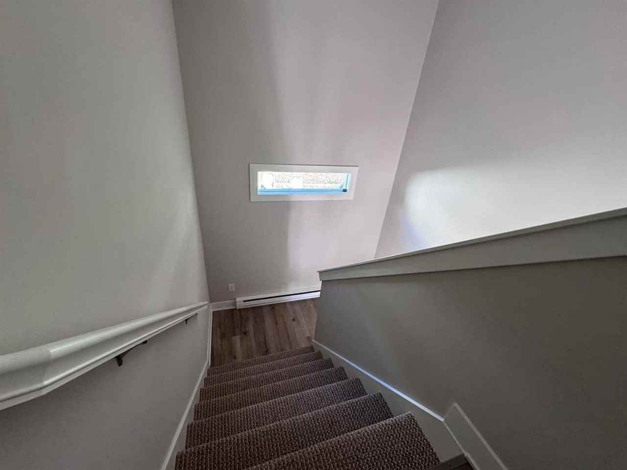 1249 Kinsmoor Ave #1460945P - Photo 7 of 26