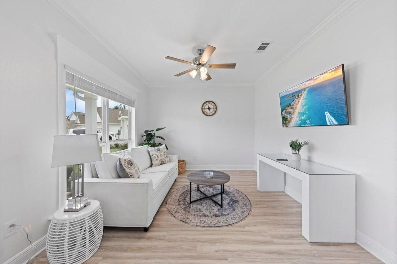 206 Piper Cv #1447122P - Photo 3 of 48