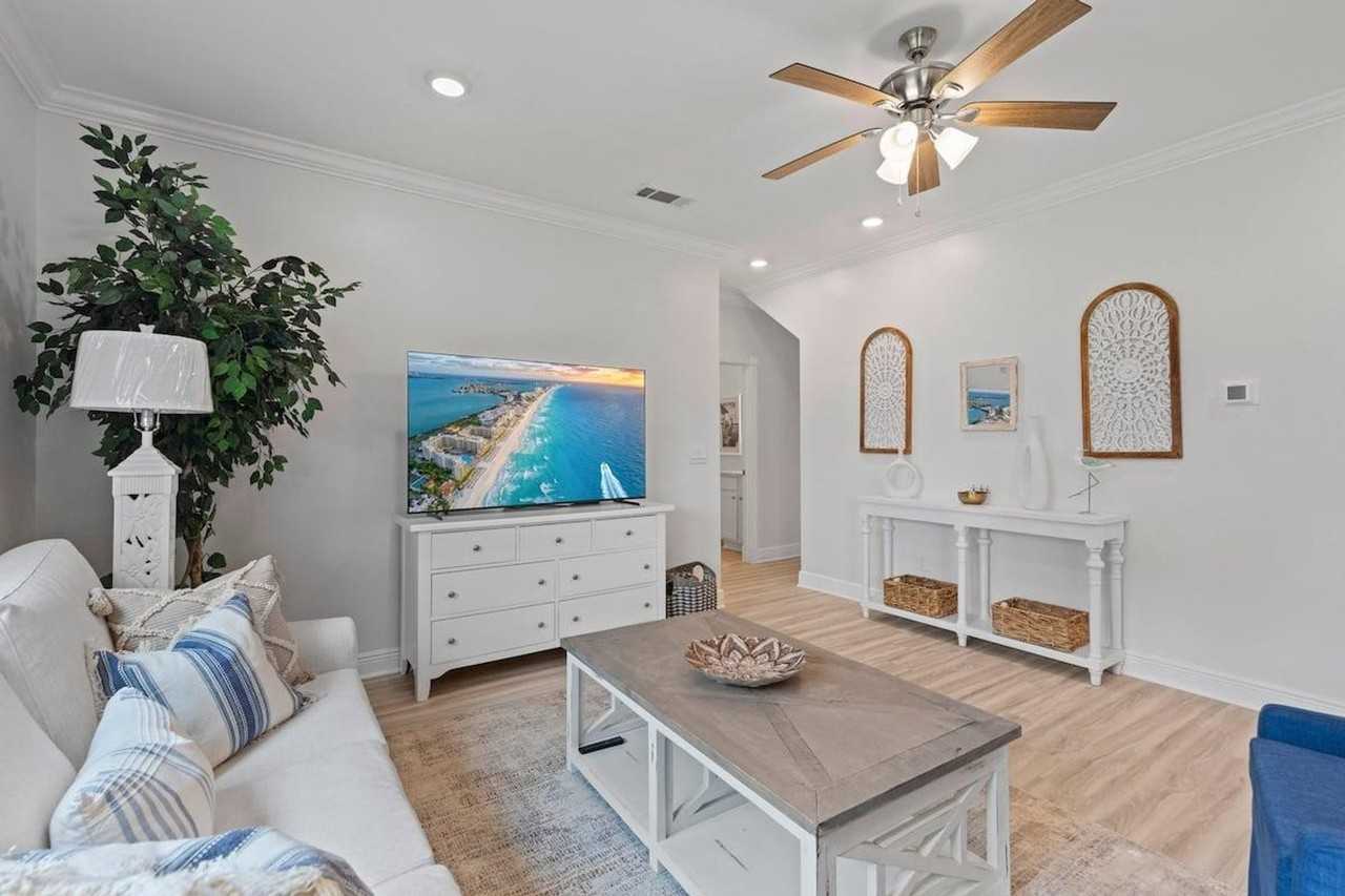 206 Piper Cv #1447122P - Photo 6 of 48