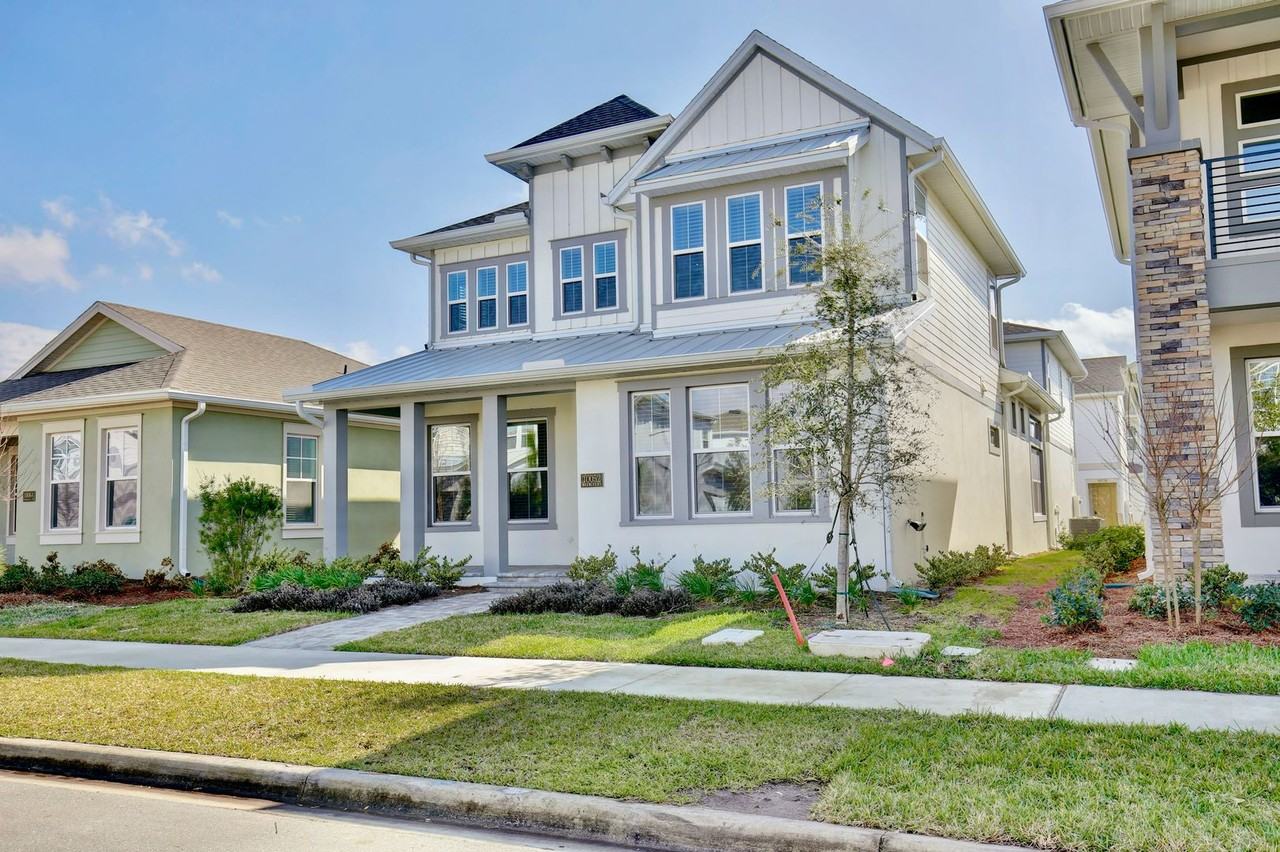 10052 Peebles St - Photo 2 of 50