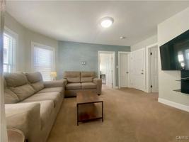 featured image of 10 Maple Ave