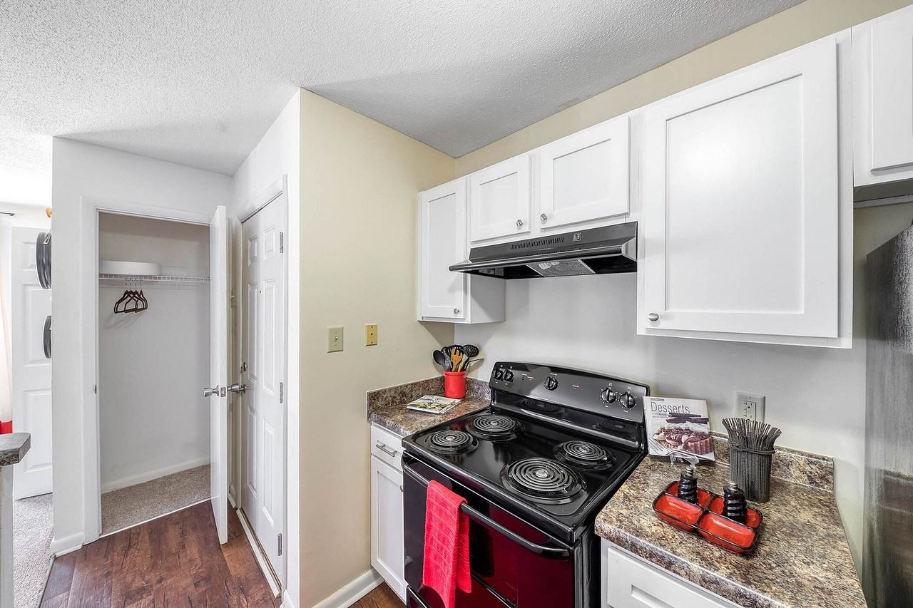 Marks Church Commons - Photo 7 of 40