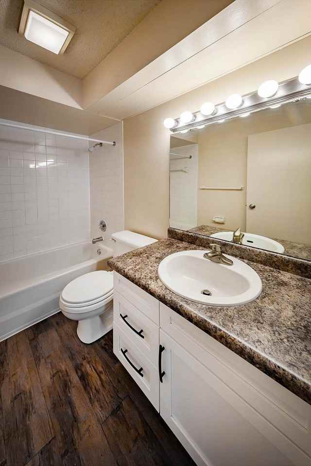 Pointe Inverness - Photo 7 of 24