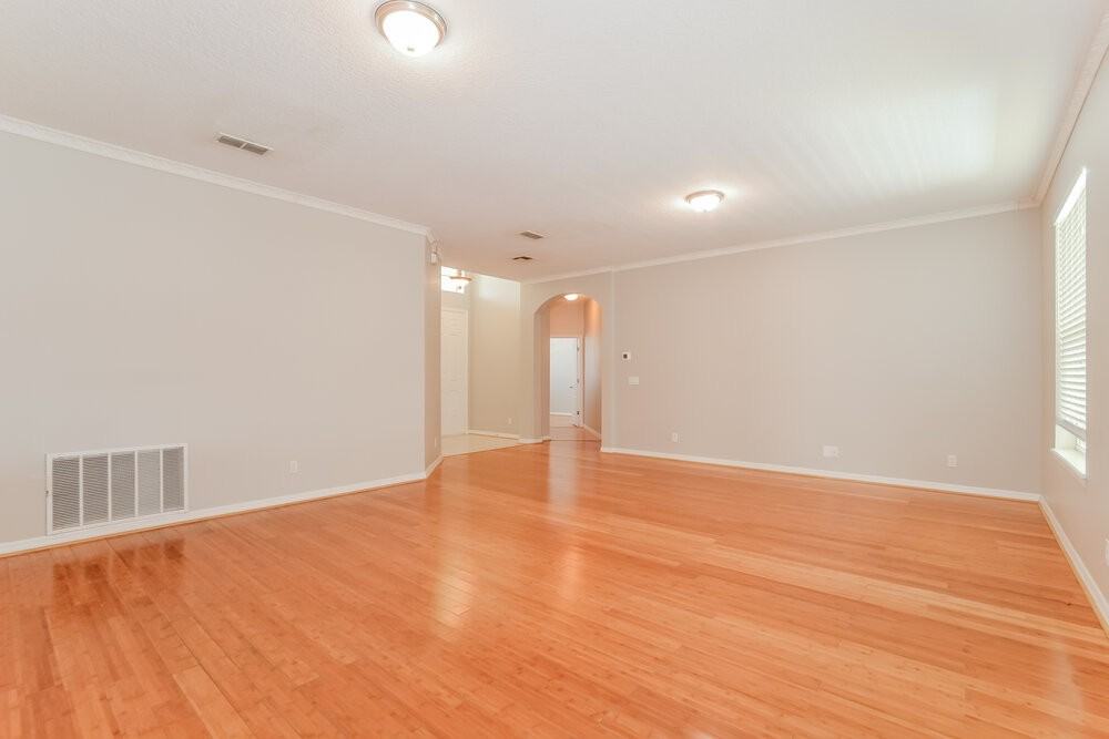 553 Jasmine Bloom Dr - Photo 4 of 16