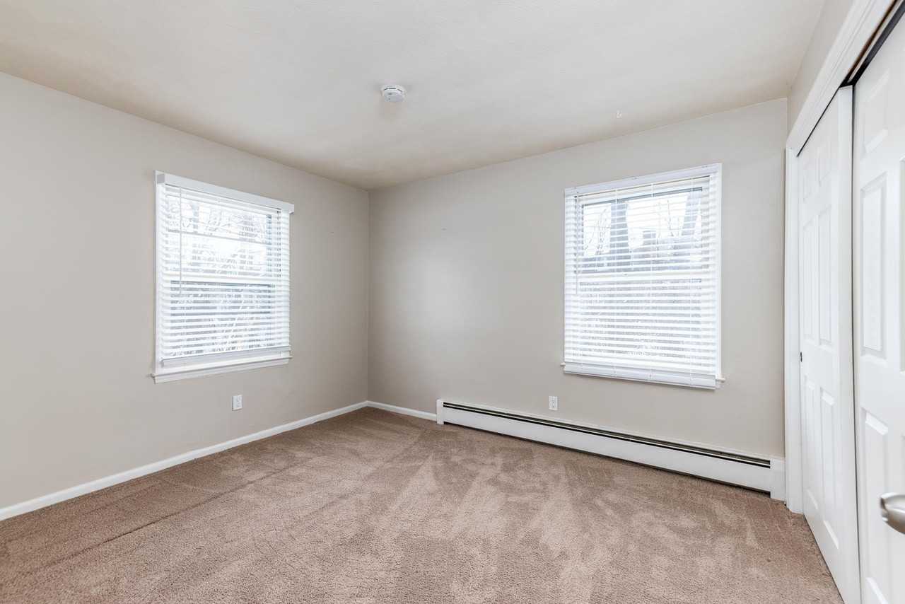 Country Hills Townhomes & Apartments - Photo 4 of 36