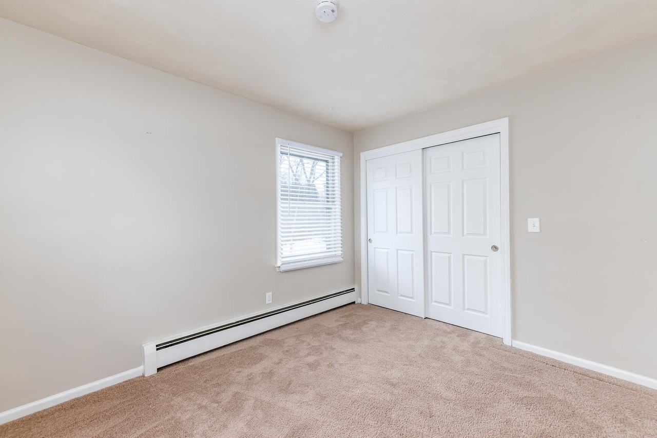 Country Hills Townhomes & Apartments - Photo 5 of 36