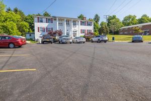 featured image of 100 Eagle Ln