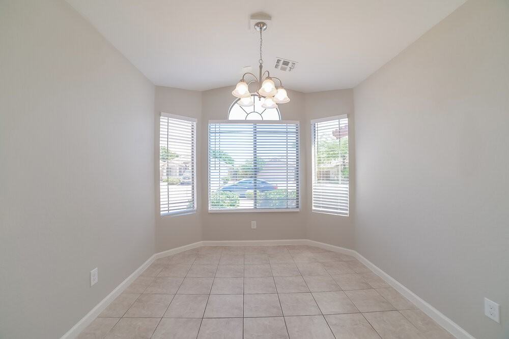 8808 W Adam Ave - Photo 5 of 16