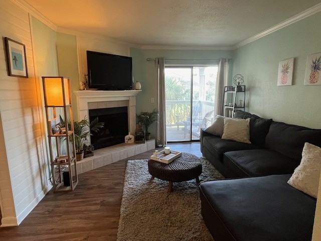 1481 Center Street #207 - Photo 4 of 24