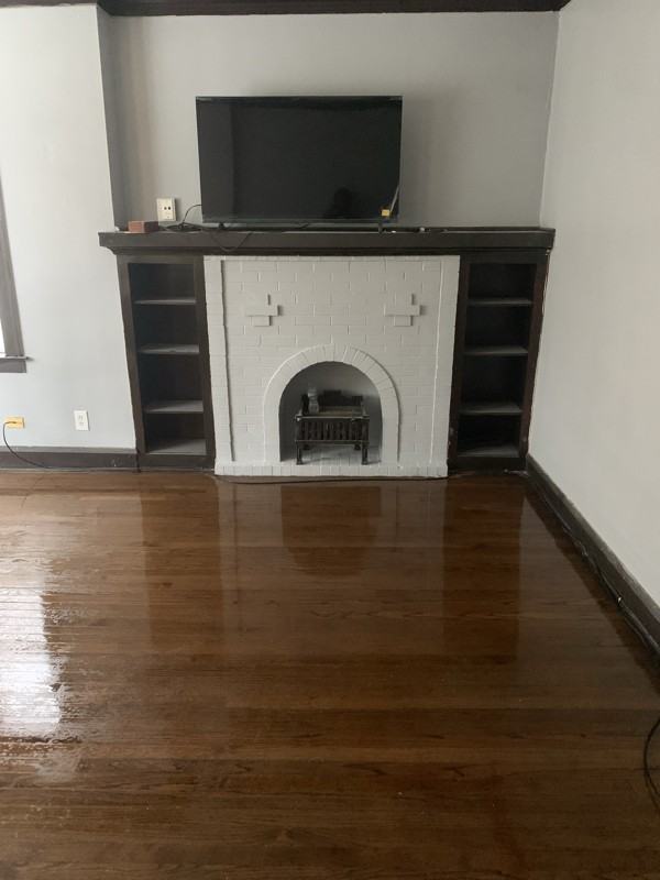 8433 S Green St #1N - Photo 2 of 17