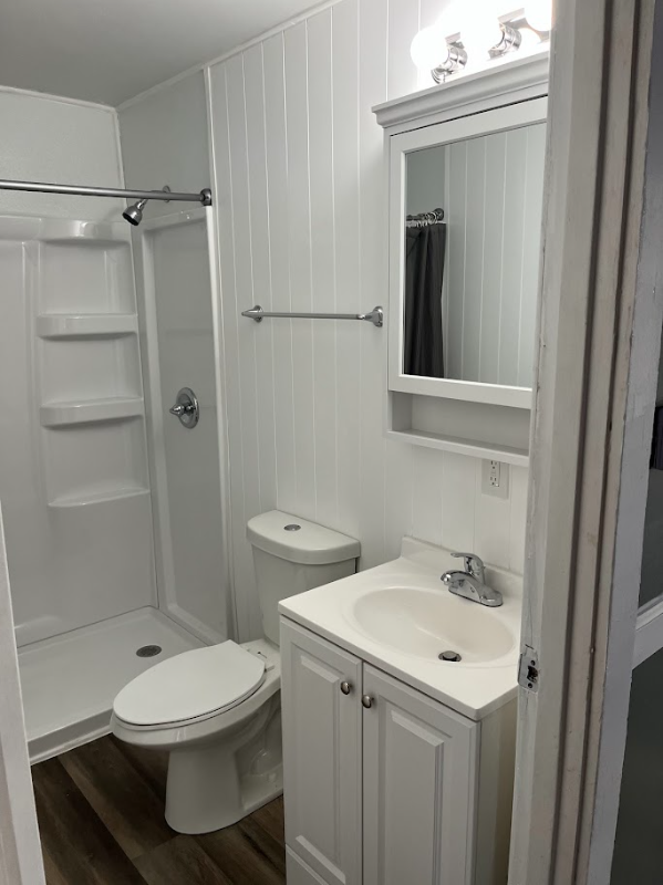 1218 Mccullough Pike - Photo 3 of 12