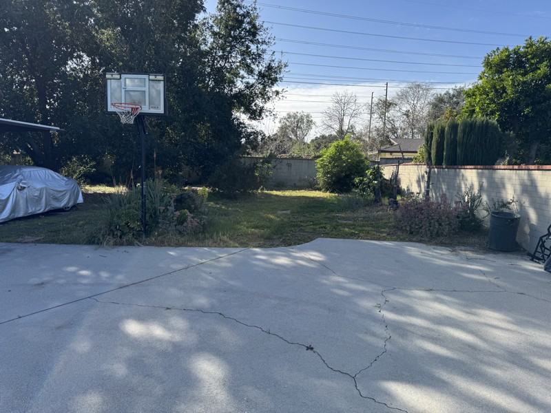 7151 N Muscatel Ave - Photo 3 of 19