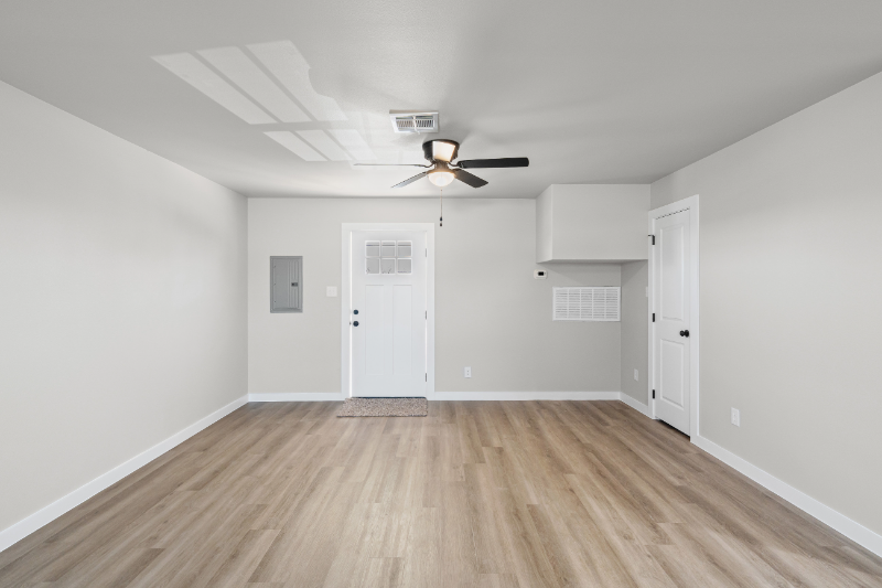 113 Thomas St Unit A - Photo 6 of 14