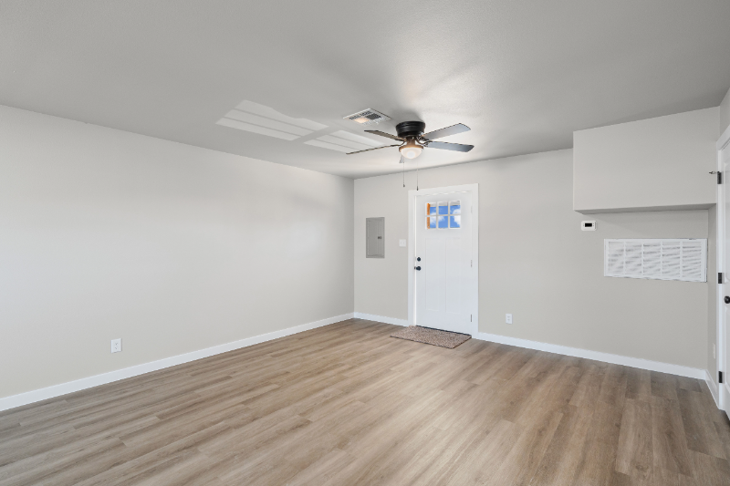 113 Thomas St Unit A - Photo 7 of 14