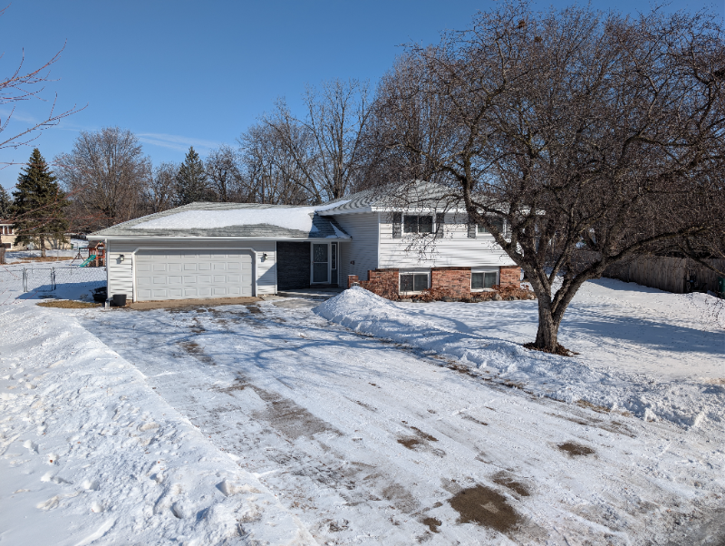 8381 5th St Ne - Photo 2 of 19