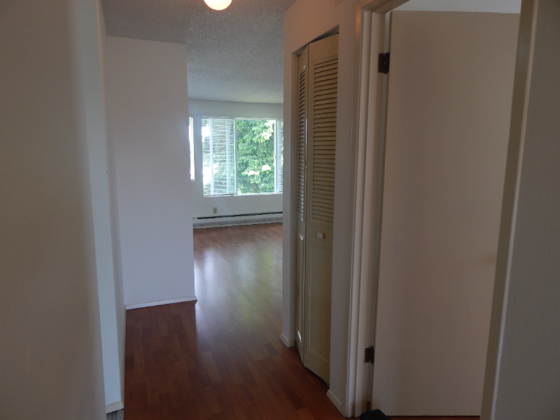 21011 67th Ave W #8 - Photo 4 of 10