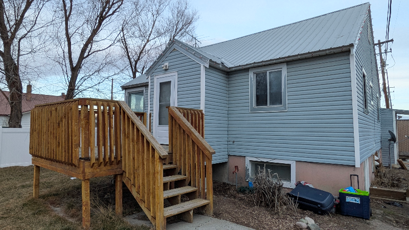 7 S 4th W - Photo 3 of 20