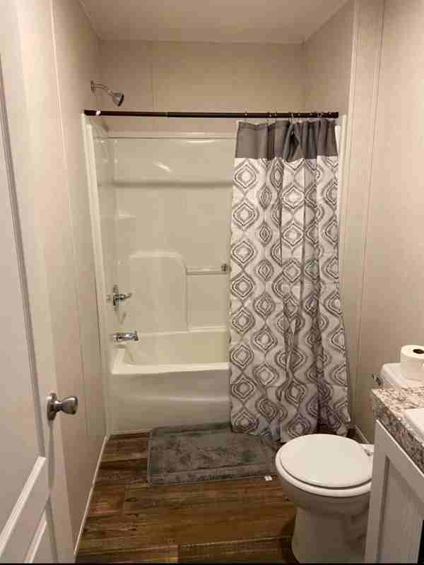 325 Robin Ln - Photo 6 of 13