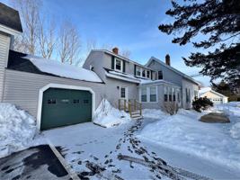 featured image of 121 E Main St