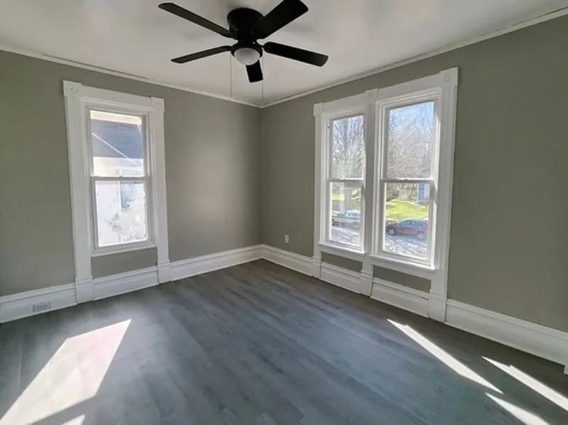 975 Grant Ave #2 - Photo 3 of 6